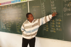 volunteer-in-actions-teaching-